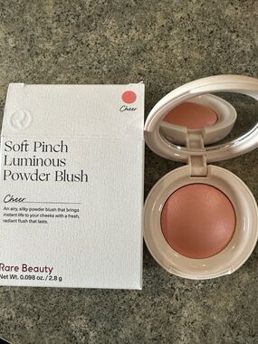 Rare Beauty Soft Pinch Luminous Powder Blush — Cheer (Peach Pink)